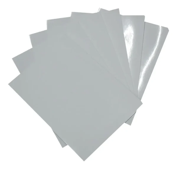 Papel Fotográfico Glossy Brillante Legal/Oficio de 180 grs en Resma